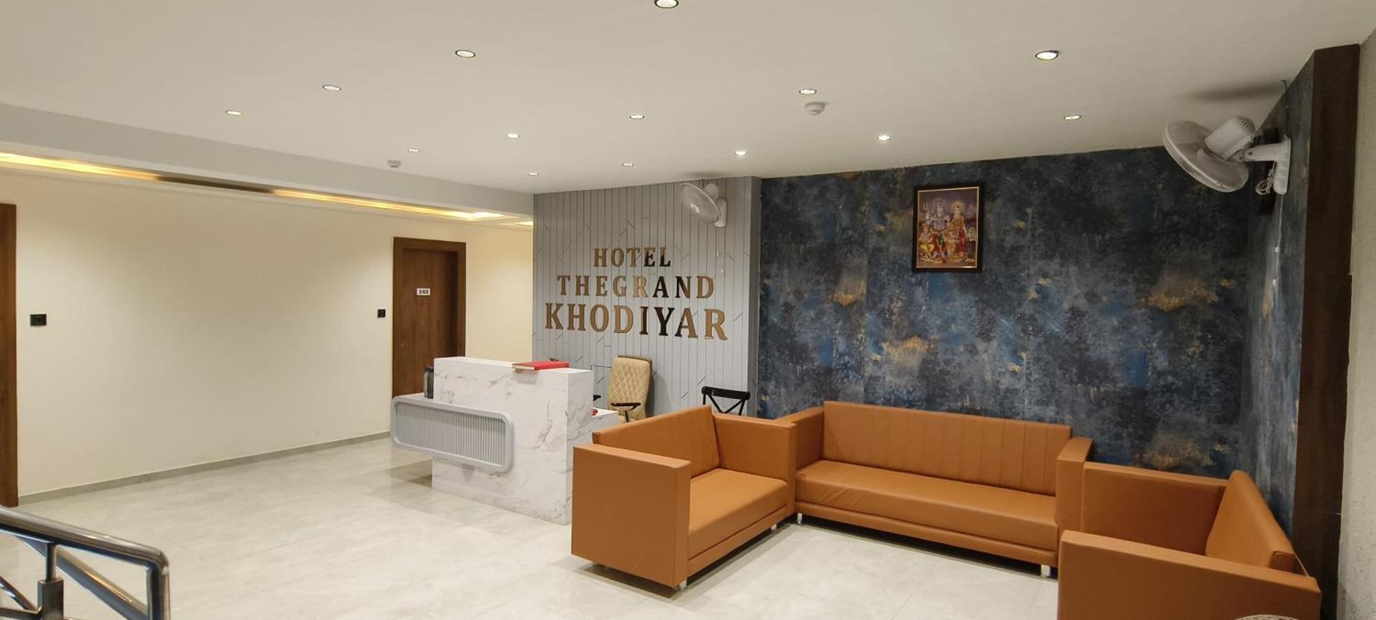Hotel The Grand Khodiyar Visnagar ภายนอก รูปภาพ